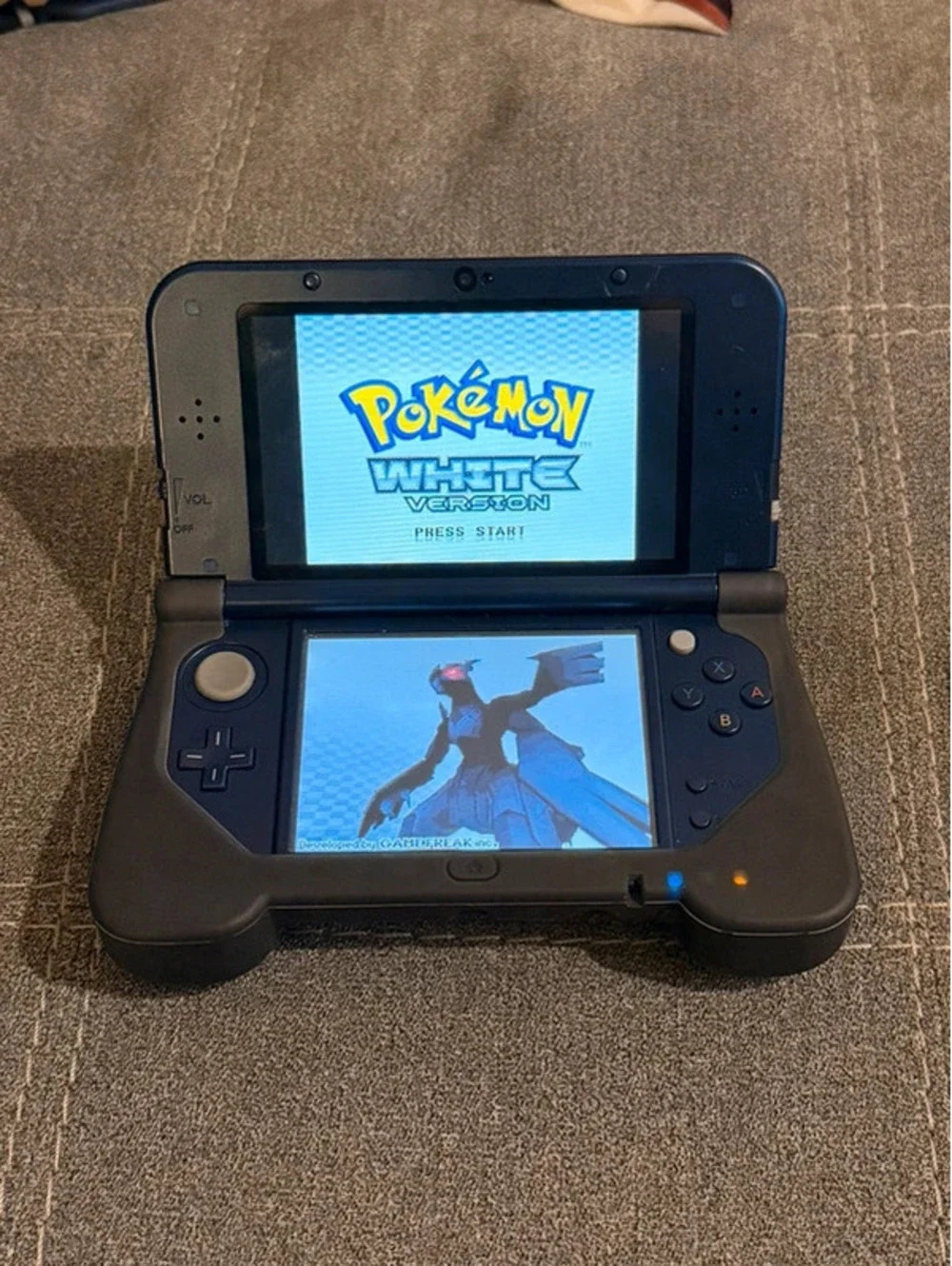 “New” Galaxy 3DS XL (Customized)